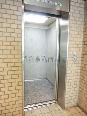 エレベーター