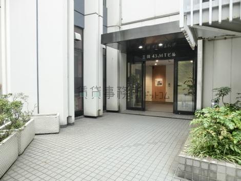 正面玄関