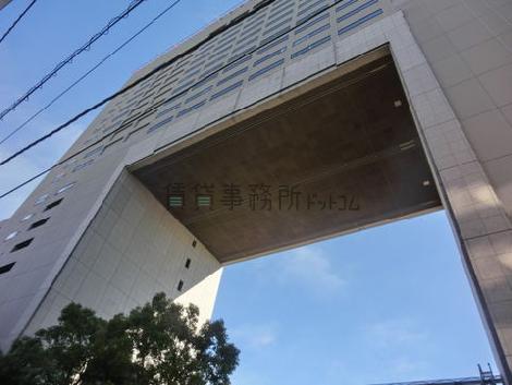 連絡通路上部外観