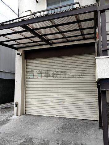 正面玄関