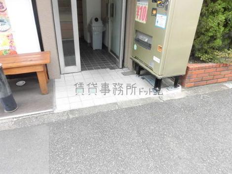 正面玄関