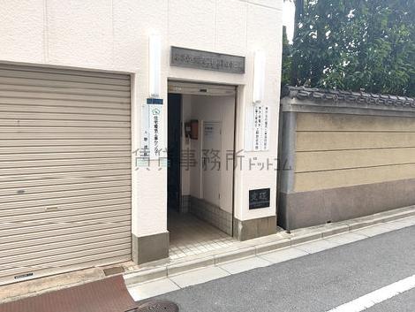 正面玄関