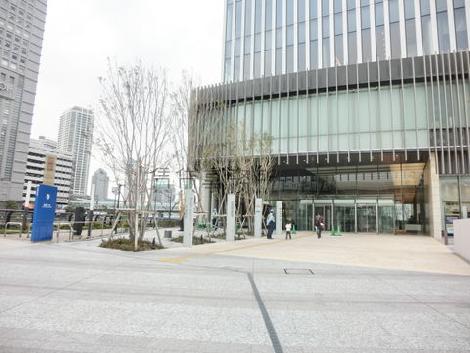 正面玄関