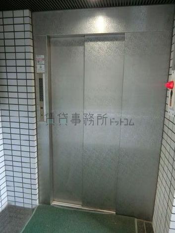 エレベーター
