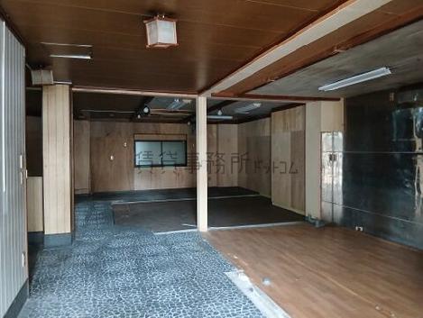 橋爪ビルの室内