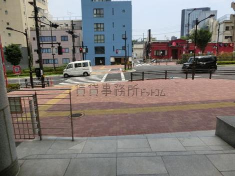 正面玄関