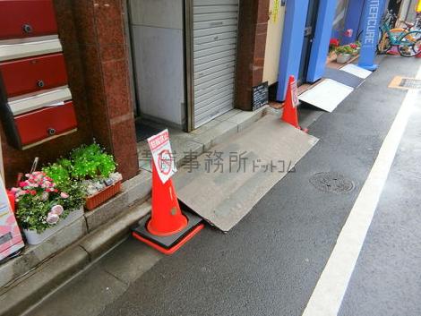 正面玄関