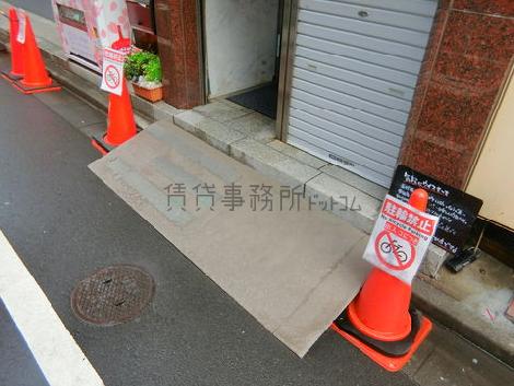 正面玄関