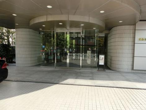 正面玄関