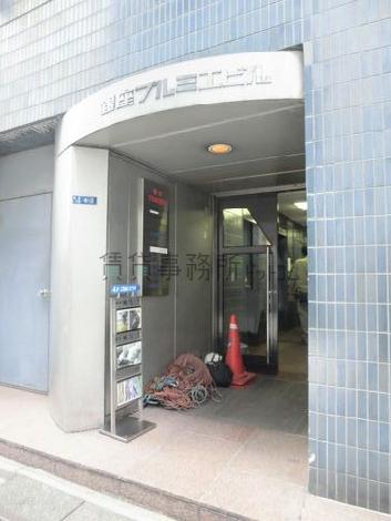 正面玄関