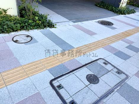 正面玄関