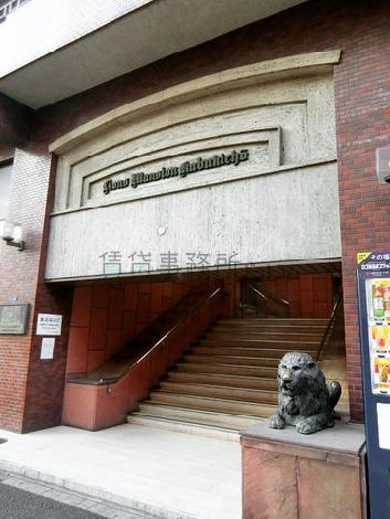 正面玄関