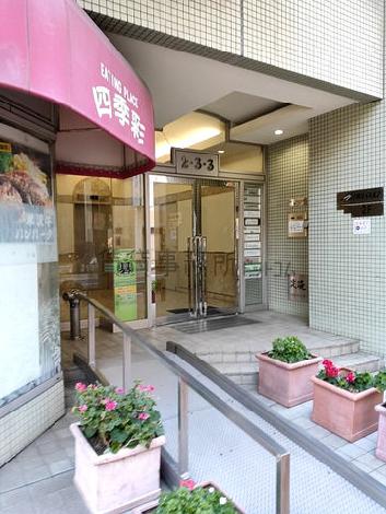 正面玄関