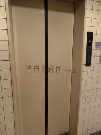 エレベーター