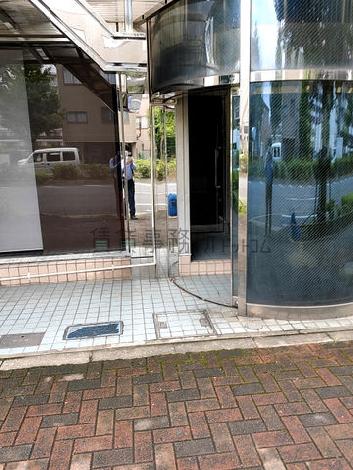 正面玄関