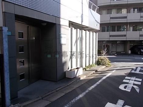 正面玄関