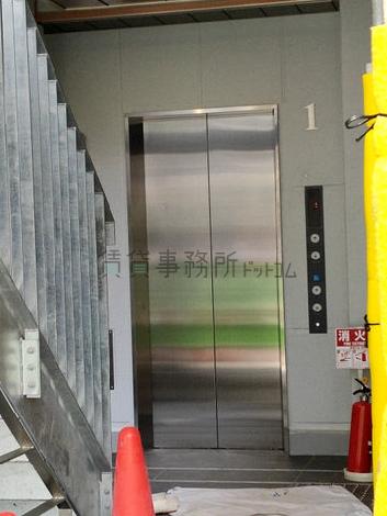 エレベーター