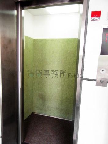 エレベーター
