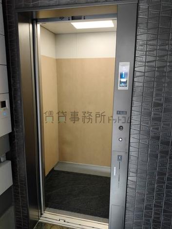 エレベーター