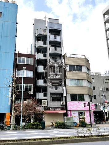 塩川ビルの外観写真