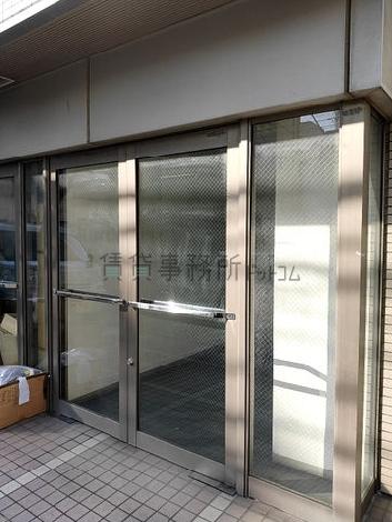 正面玄関