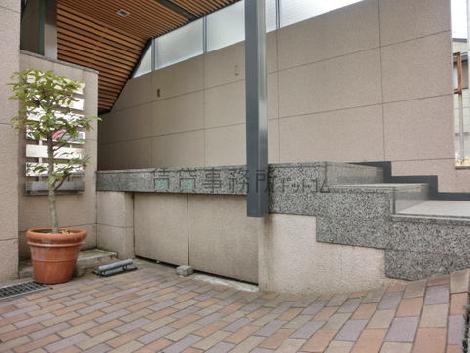 正面玄関