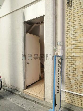 正面玄関