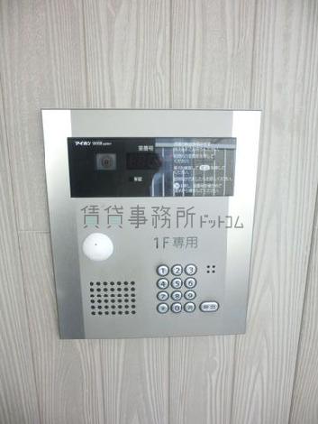 １Ｆ専用インターホンです