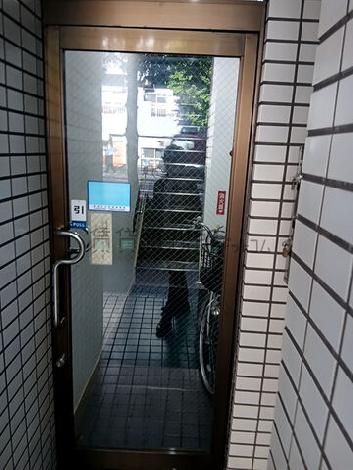 正面玄関