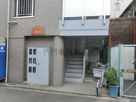 正面玄関