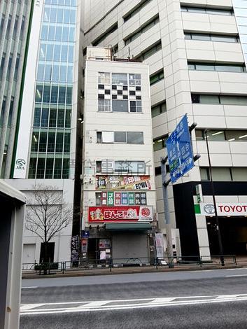 MKビルの外観写真