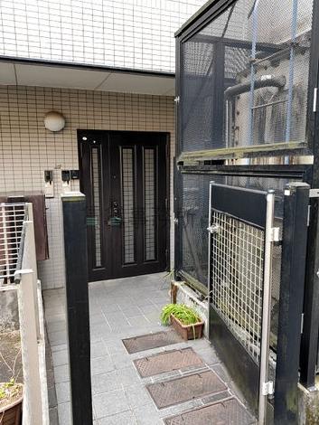 正面玄関