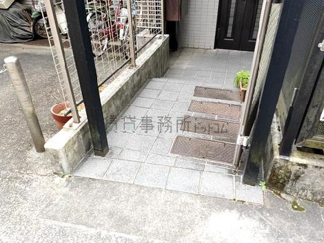正面玄関