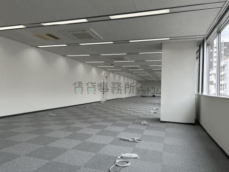 八丁堀岡谷ビルの室内