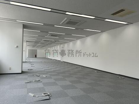 八丁堀岡谷ビルの室内