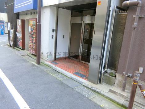 正面玄関