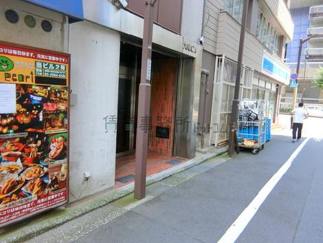 正面玄関