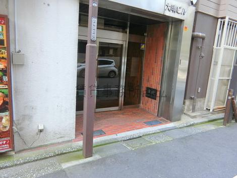 正面玄関