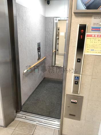 エレベーター