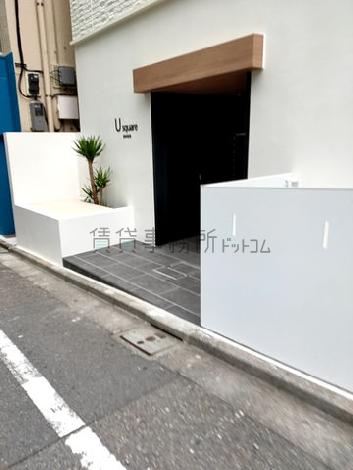 正面玄関