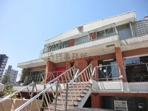 2階部分は開放感のある造りです