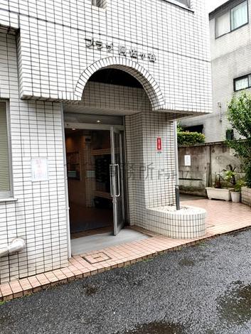 正面玄関