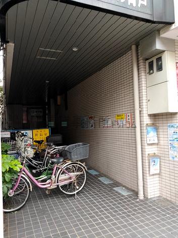 正面玄関