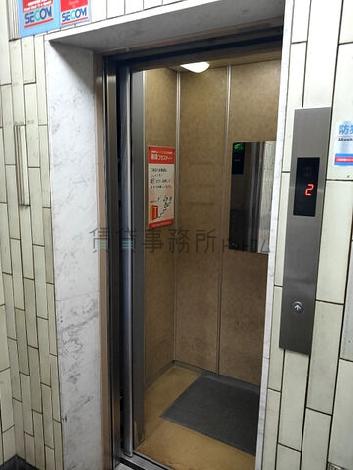 エレベーター