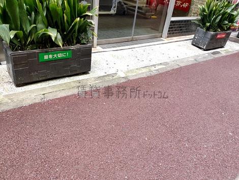 正面玄関