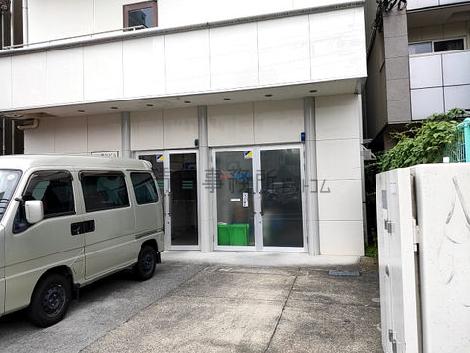 正面玄関