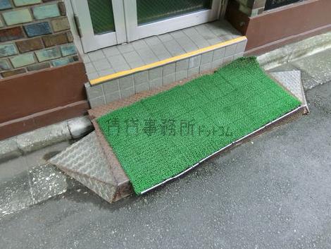正面玄関