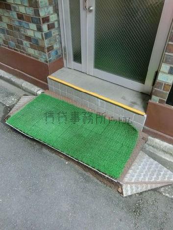 正面玄関