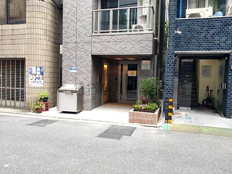 正面玄関