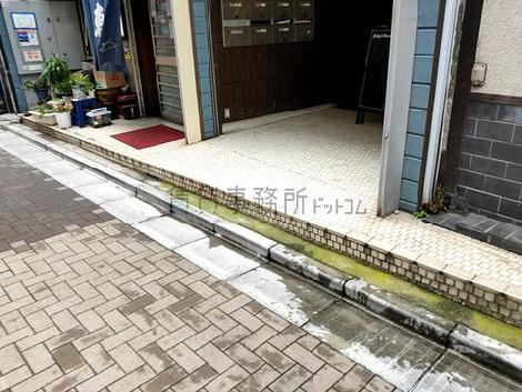 正面玄関